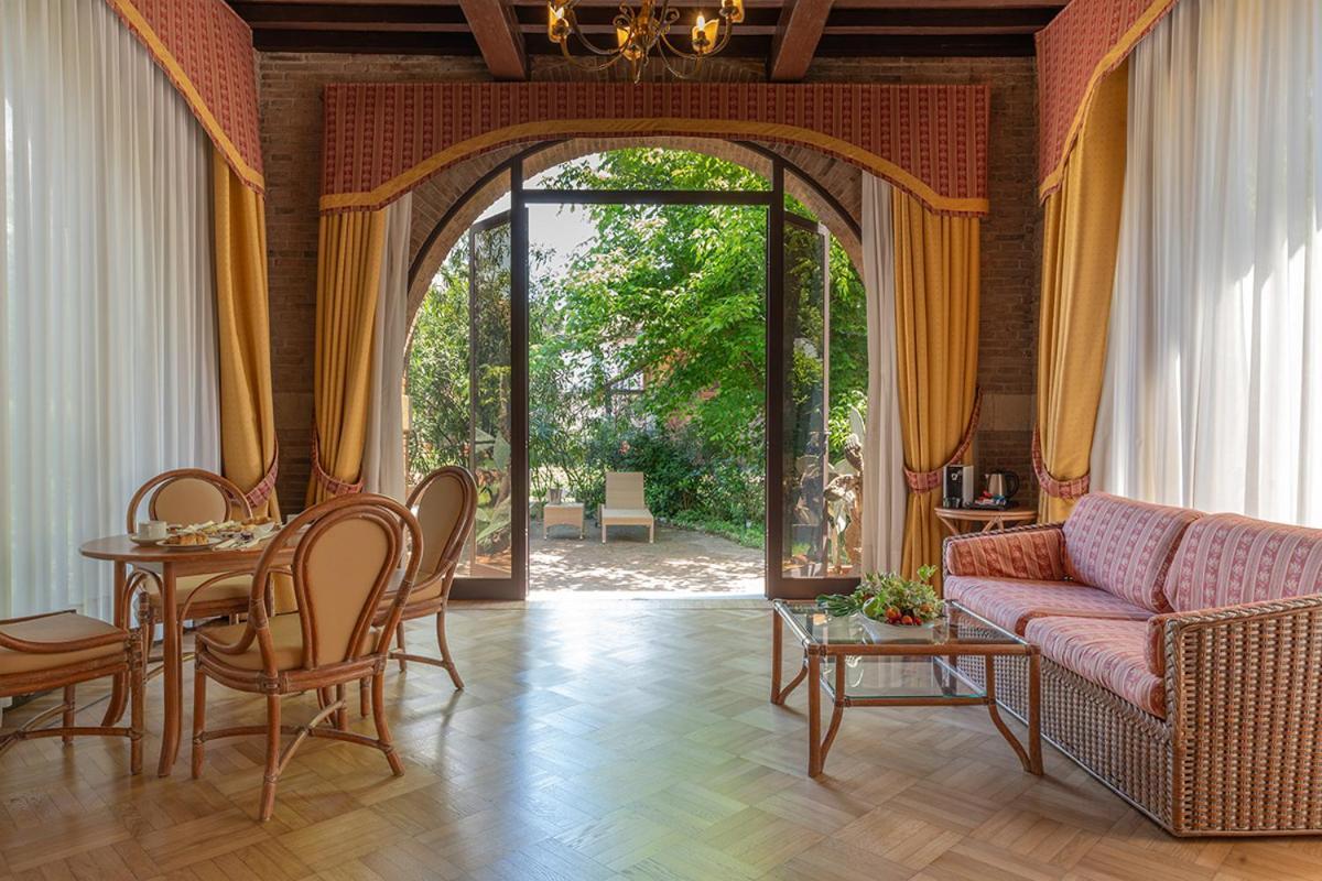 Park Hotel Villa Ariston Lido di Camaiore Dış mekan fotoğraf